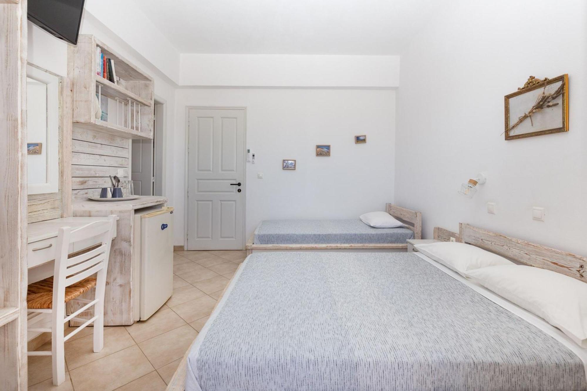 Harama Hotel Schinousa Schoinoussa Dış mekan fotoğraf